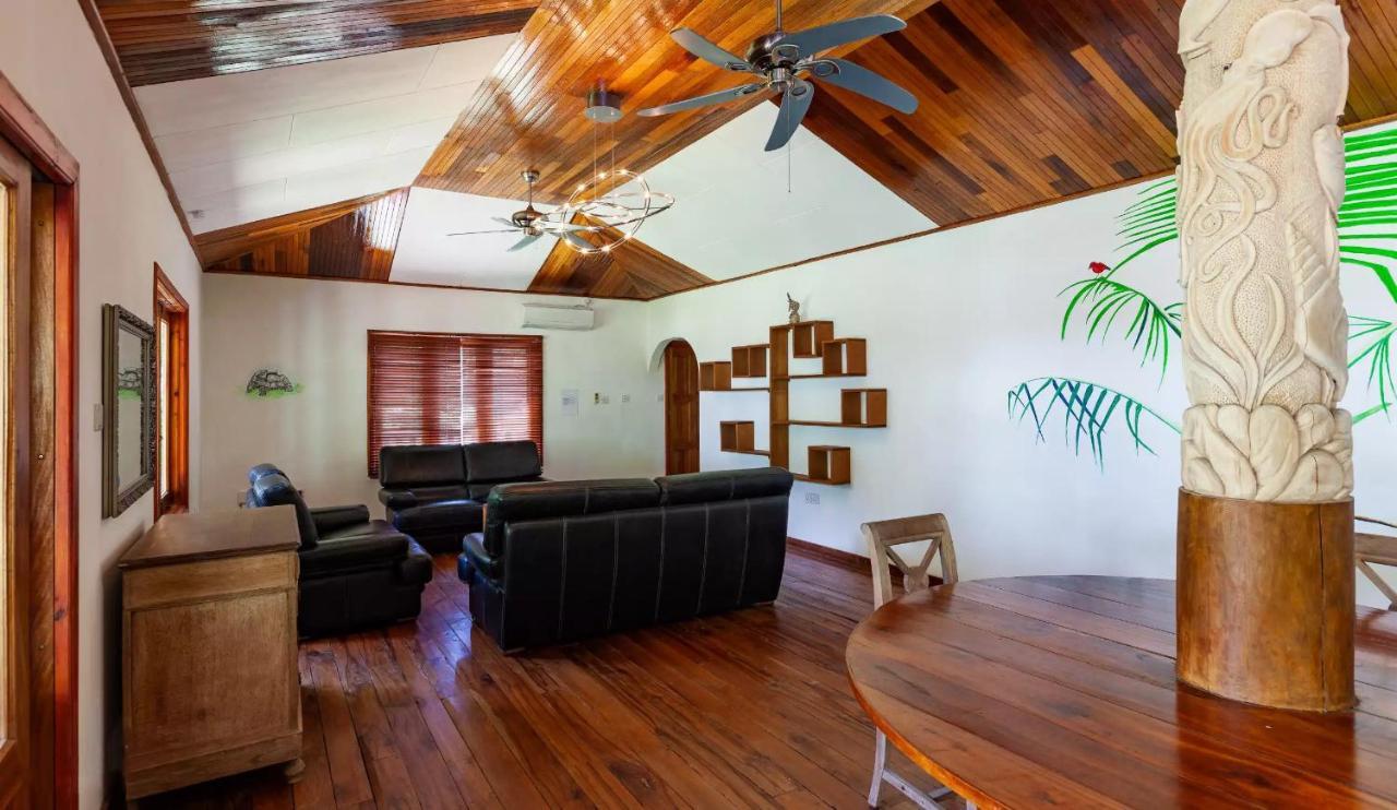 לה דיג Jms Ventures Guesthouse - Private Pool מראה חיצוני תמונה