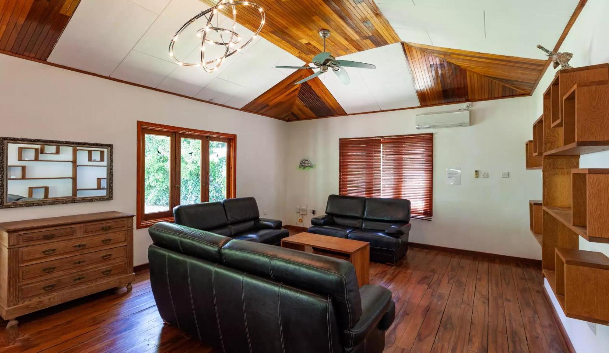 לה דיג Jms Ventures Guesthouse - Private Pool מראה חיצוני תמונה